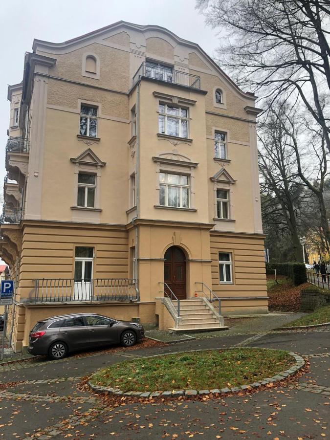 Dolce Vita Apartments Марианске-Лазне Экстерьер фото